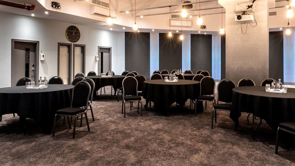 Village Hotels - Bracknell