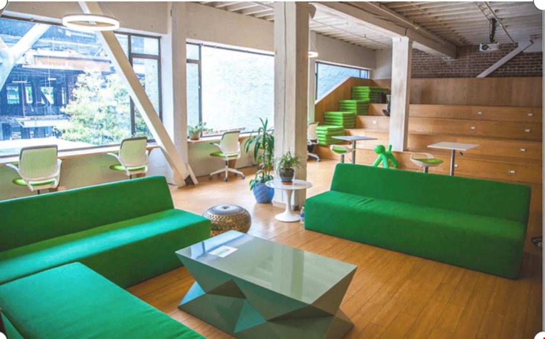 Sandra Chevrie Medium Conference Room (up to 6 people)