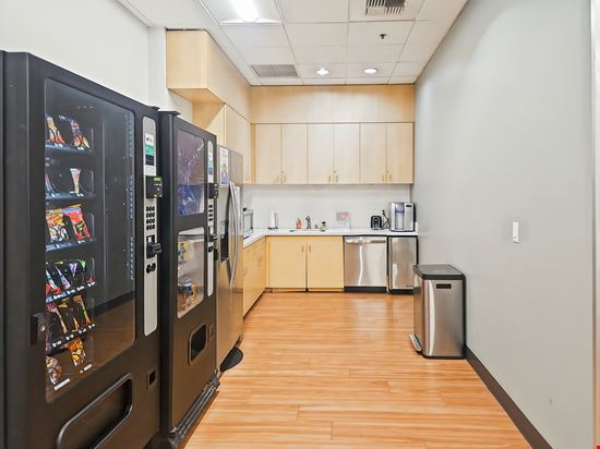 CA, Ontario - Waterside Center