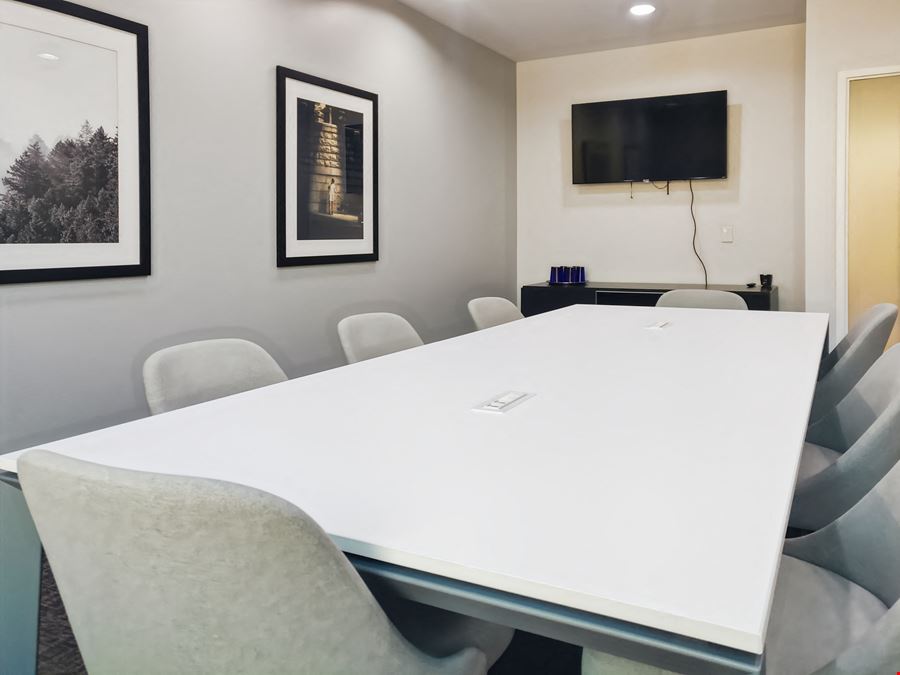 Regus - Johns Creek - Lakefield