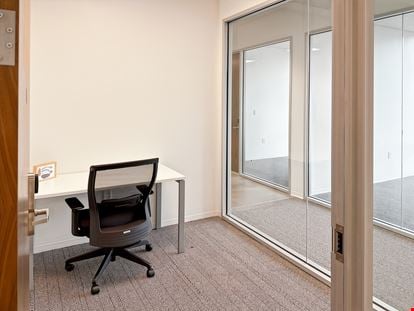 Regus - San Diego - 225 Broadway