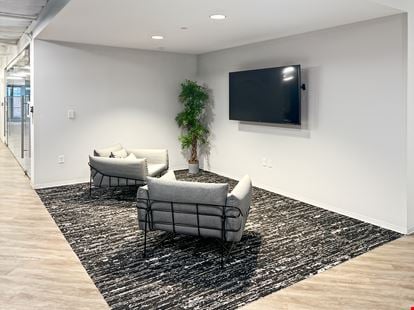 Spaces - Washington - 800 Maine Avenue