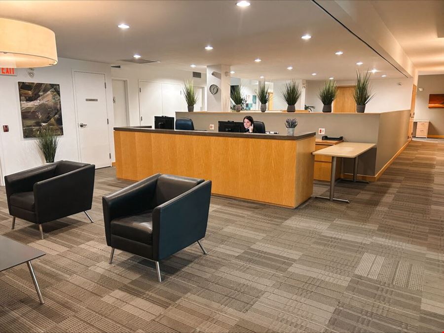 1 Hunter Street East