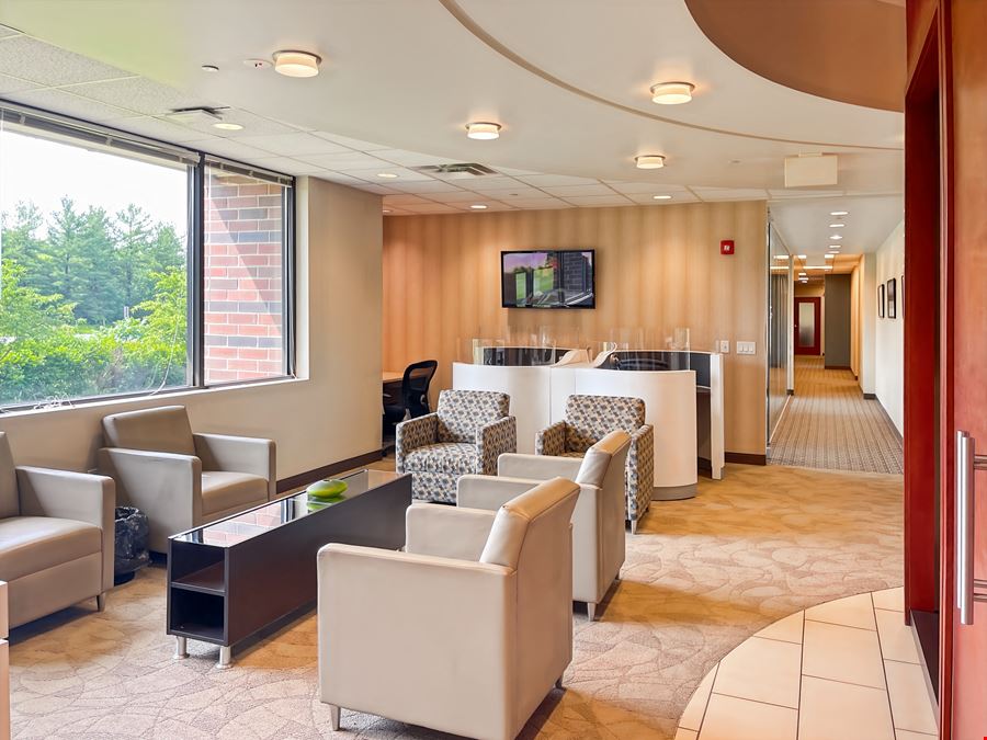 PA, Center Valley - Saucon Valley Plaza