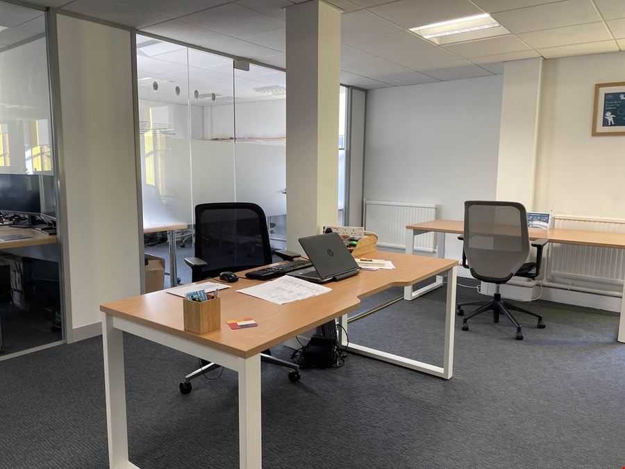 Altrincham, Kennedy House