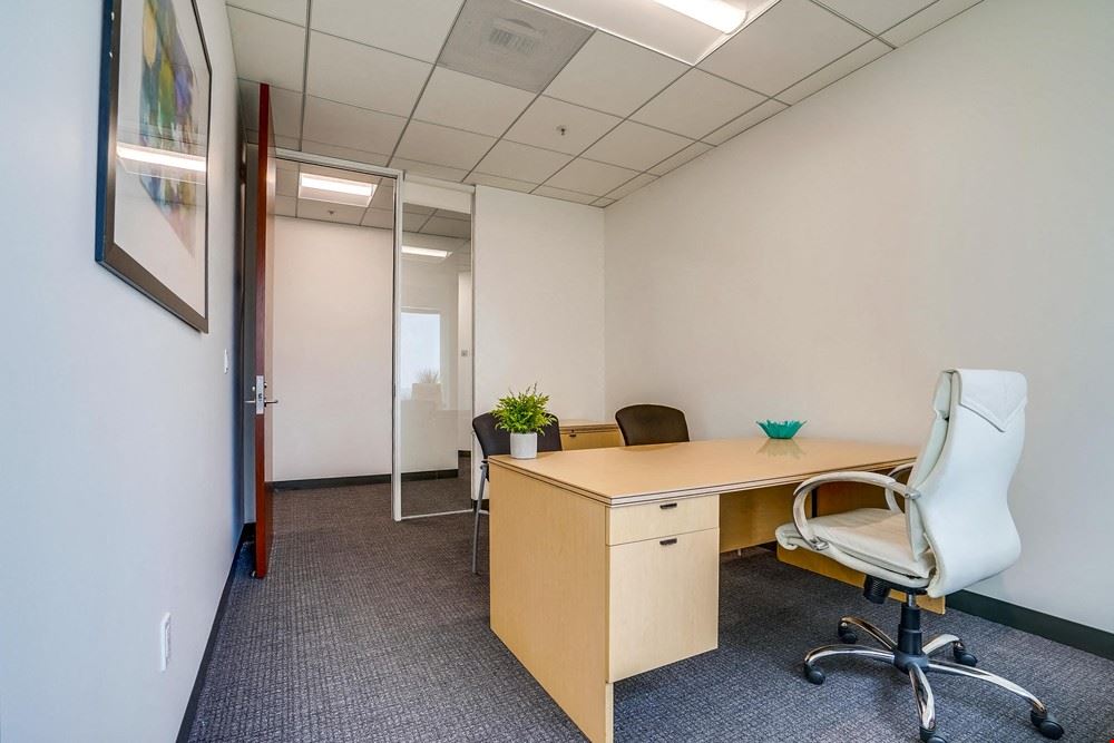 Wilshire Bundy Plaza