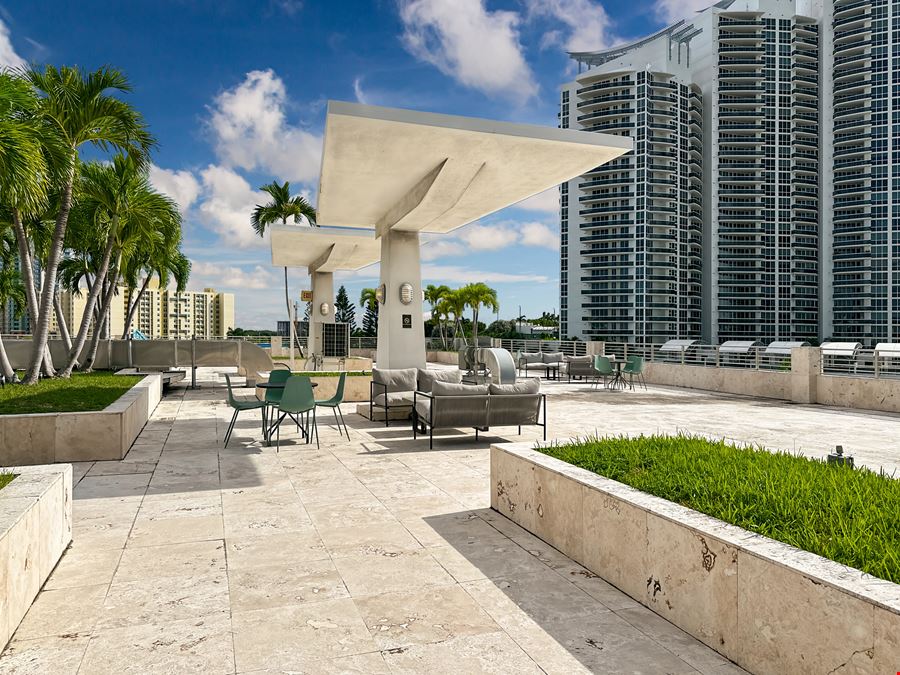FL Miami Beach – Spaces Lenox Ave