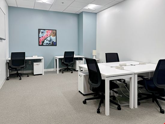 NC, Raleigh - Spaces Crabtree Terrace