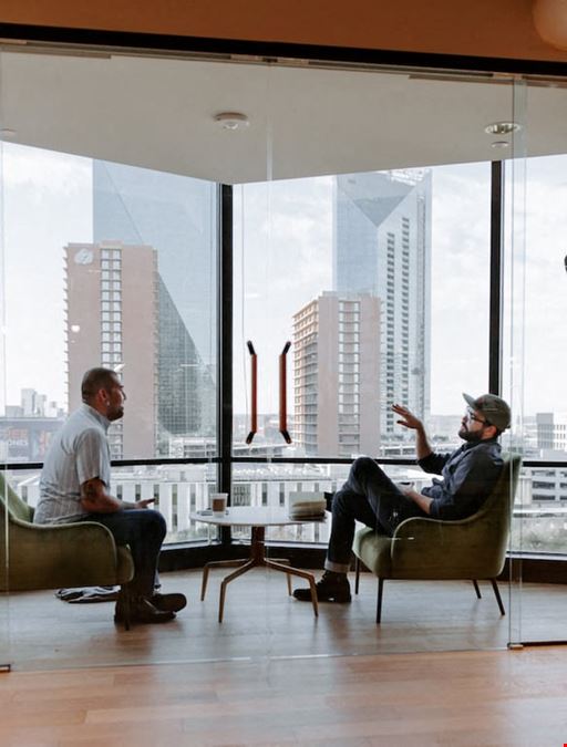 Common Desk - Dallas Arts District