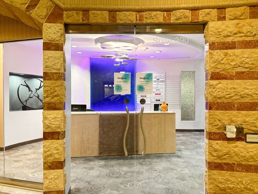 Regus - Las Vegas – Tivoli Village