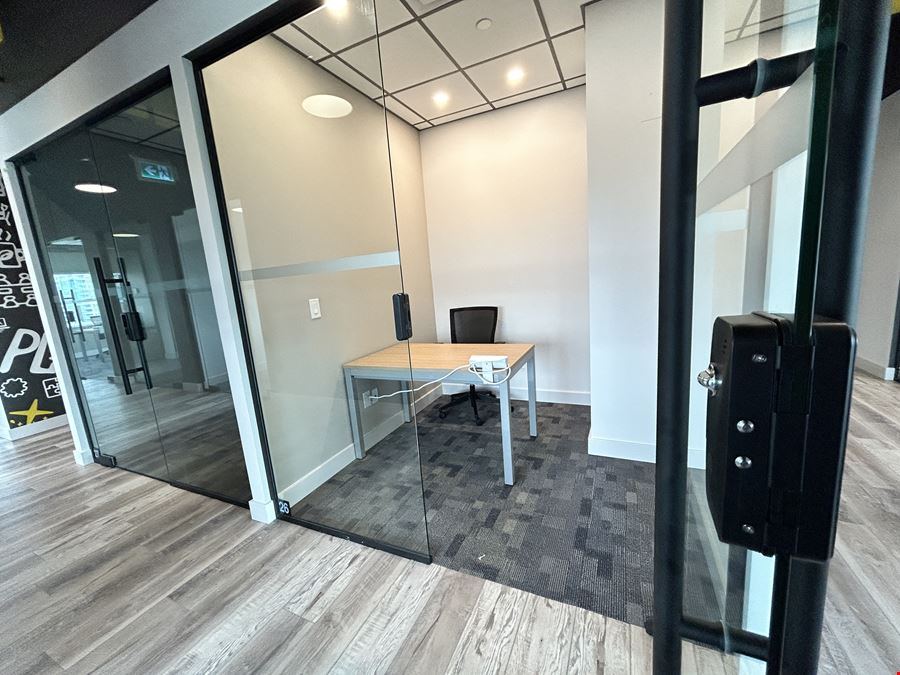 1 Person Office (Internal facing Window)