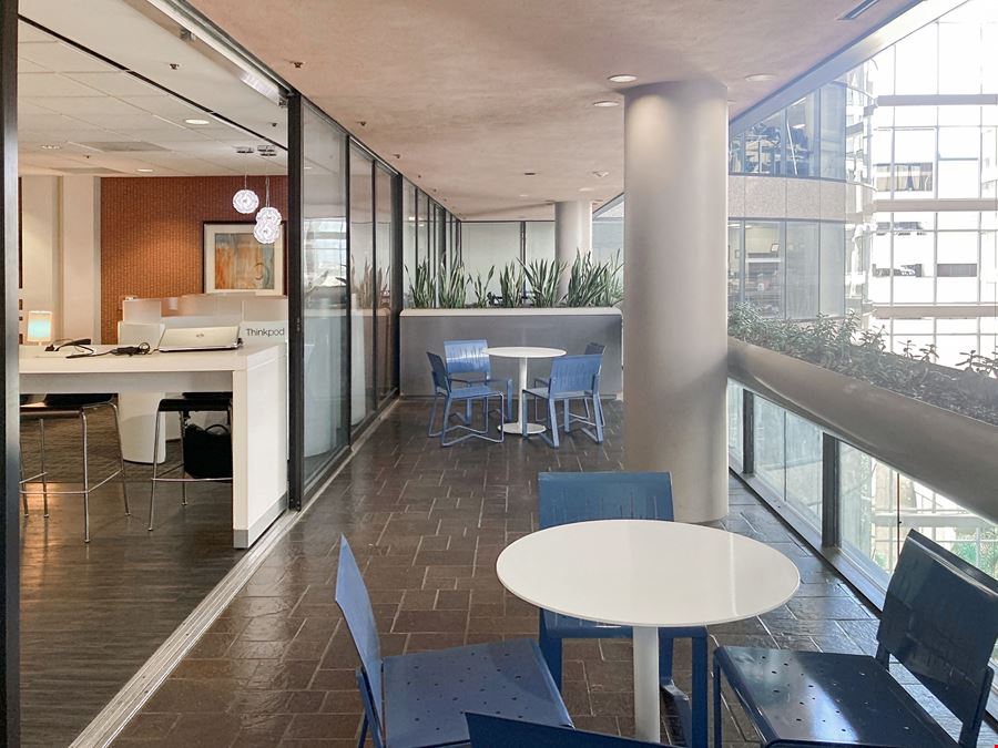 Regus - Tampa - One Urban Centre at Westshore