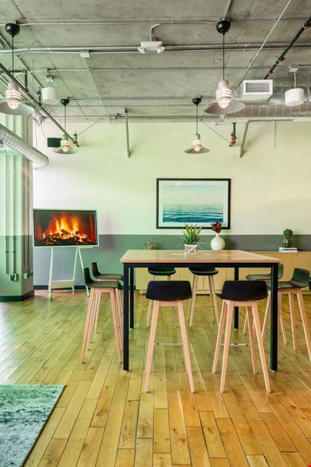 CA, West Hollywood - Spaces La Brea