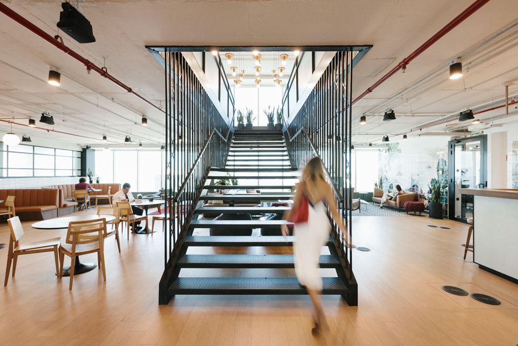 Almirante Barroso 81