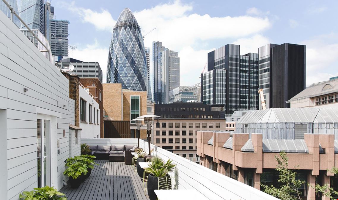 Fora - Lloyd's Avenue