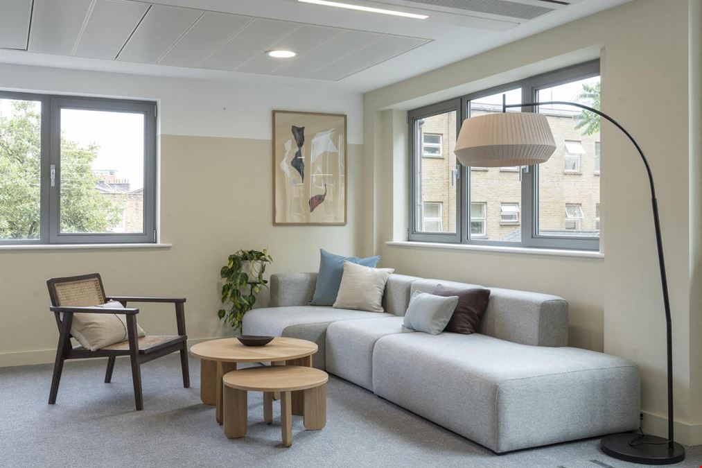 Workpad - Lynton House