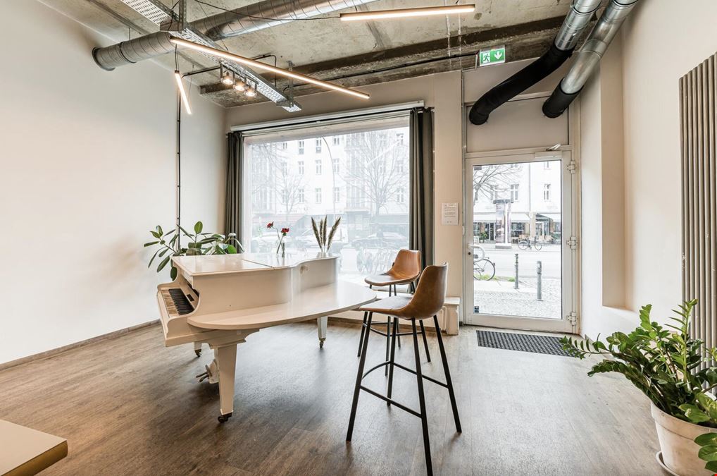 THE GATE BERLIN - PIANO ROOM