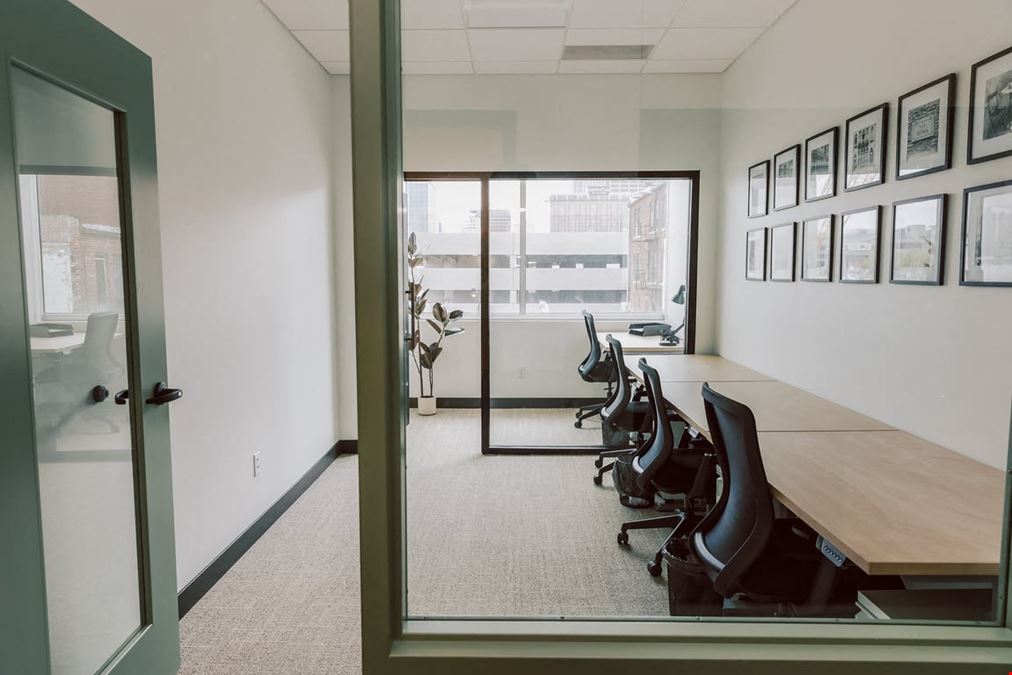 4-Person Private Office