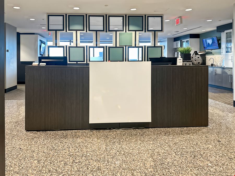 AB, Calgary - TD Canada Trust