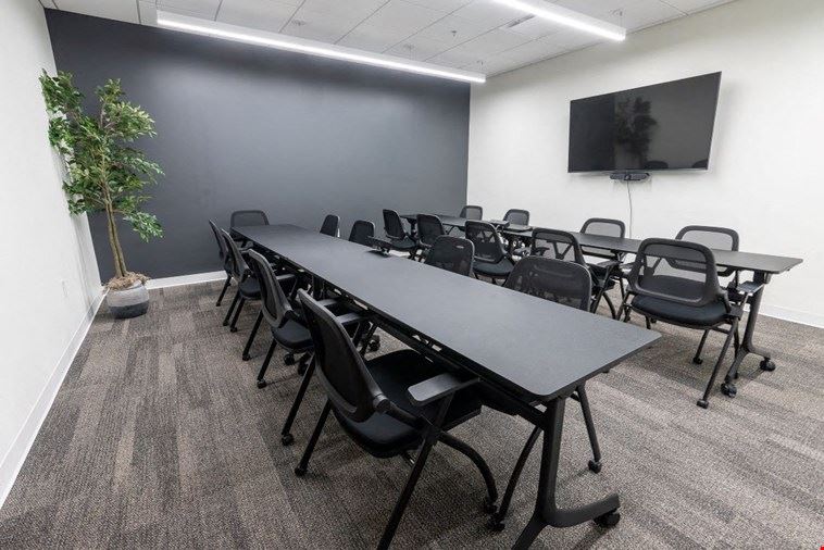 Fisher Park Conference Room - Large
