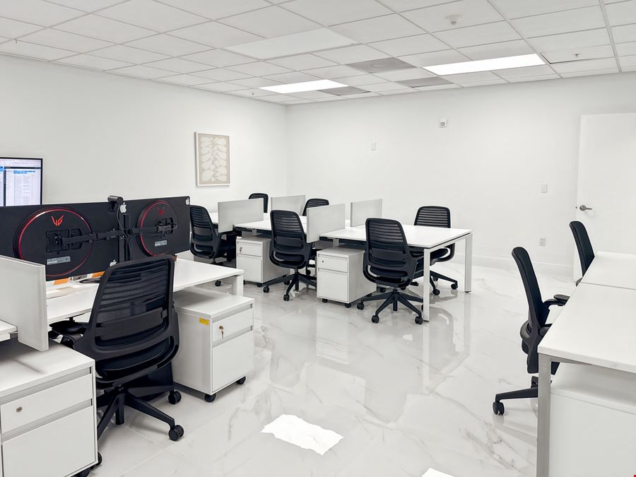 Regus - Doral - 107th Ave
