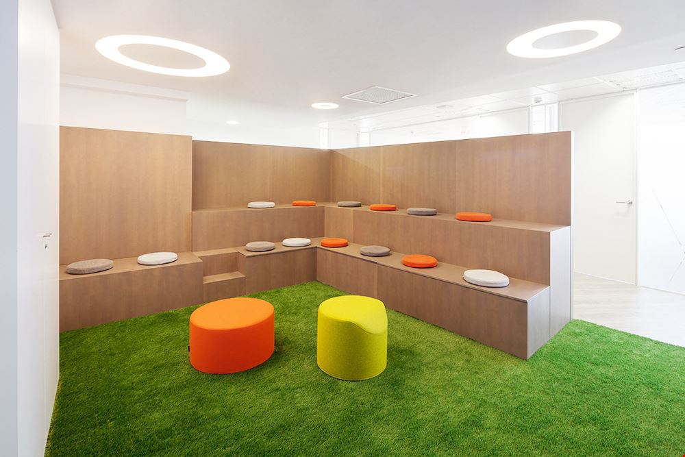 Lexington - Castellana 141