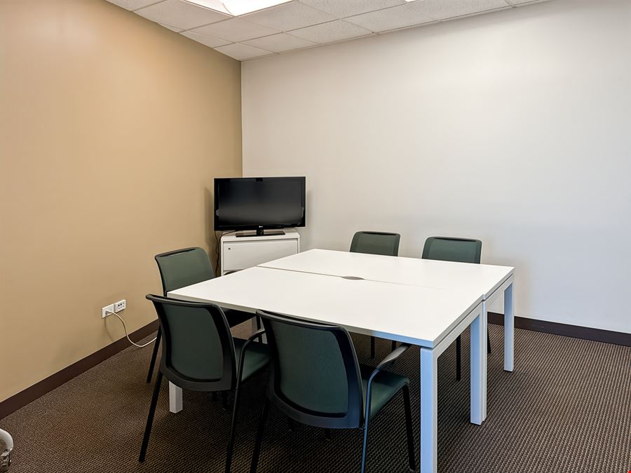 Regus - Lisle - Central Park of
