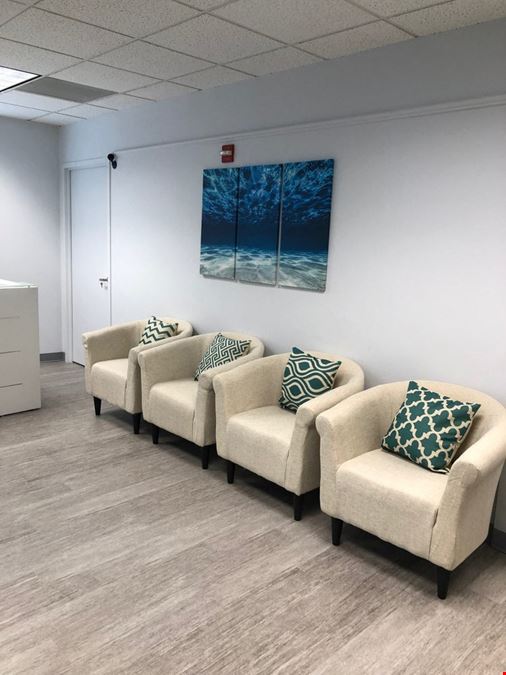 12 South Summit Avenue