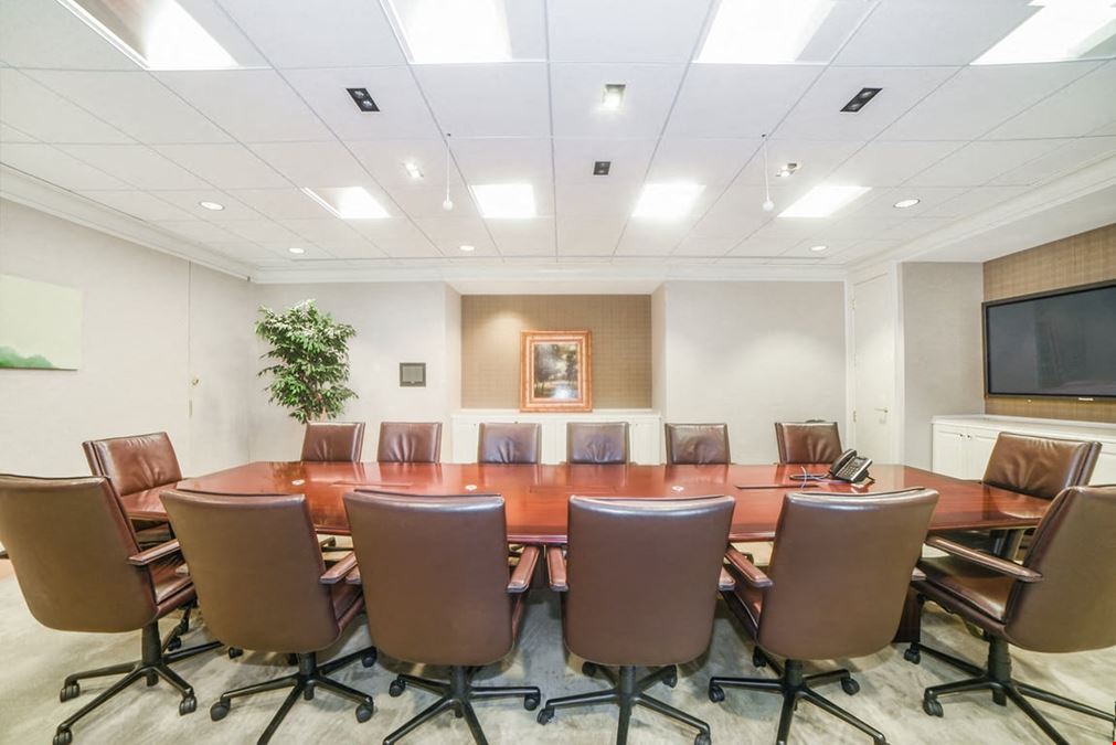 Atlantic Meeting Room