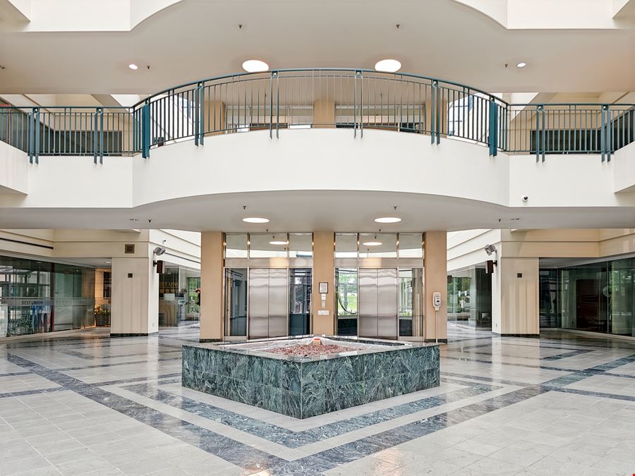 ON, Markham - 7300 Warden Ave