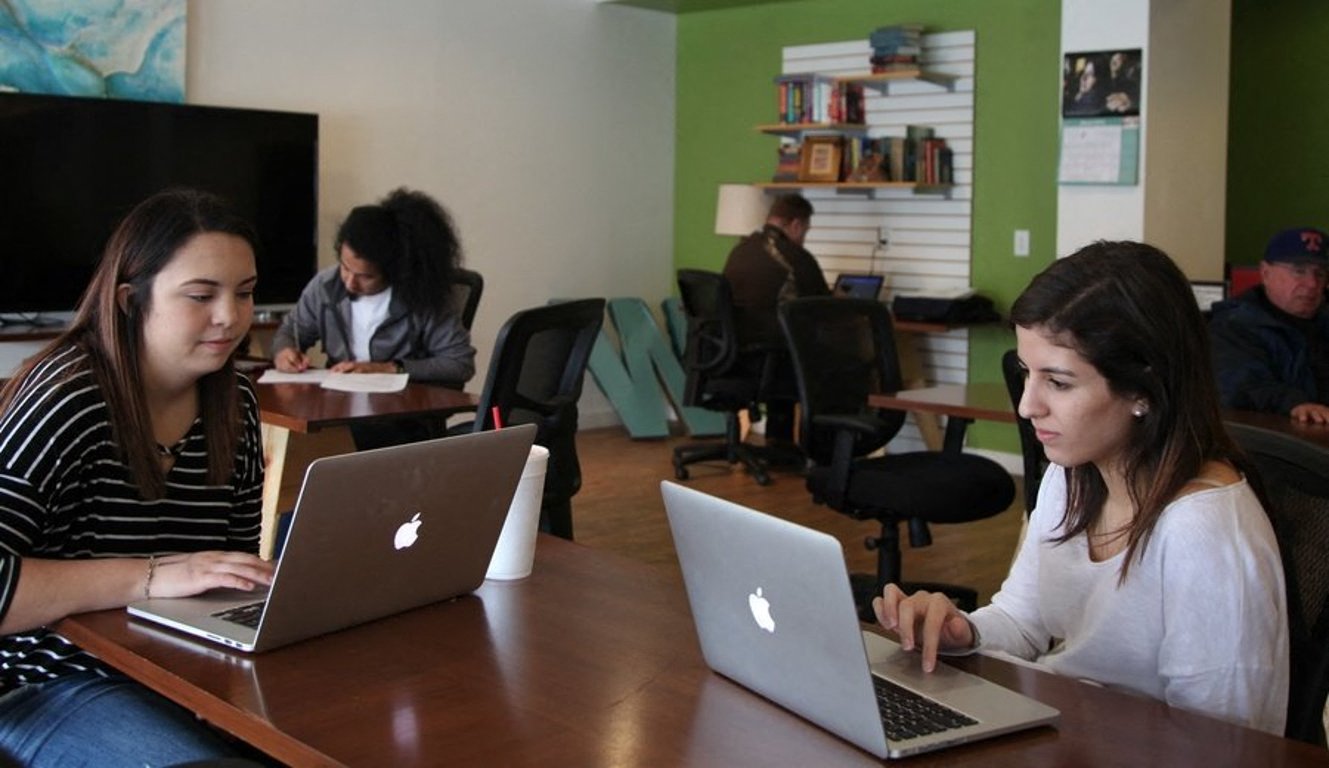 Open Desk Coworking