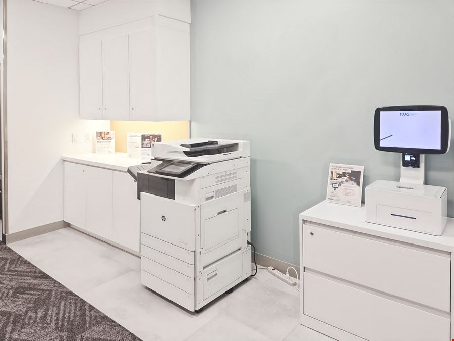 CA, Newport Beach - Dove Street