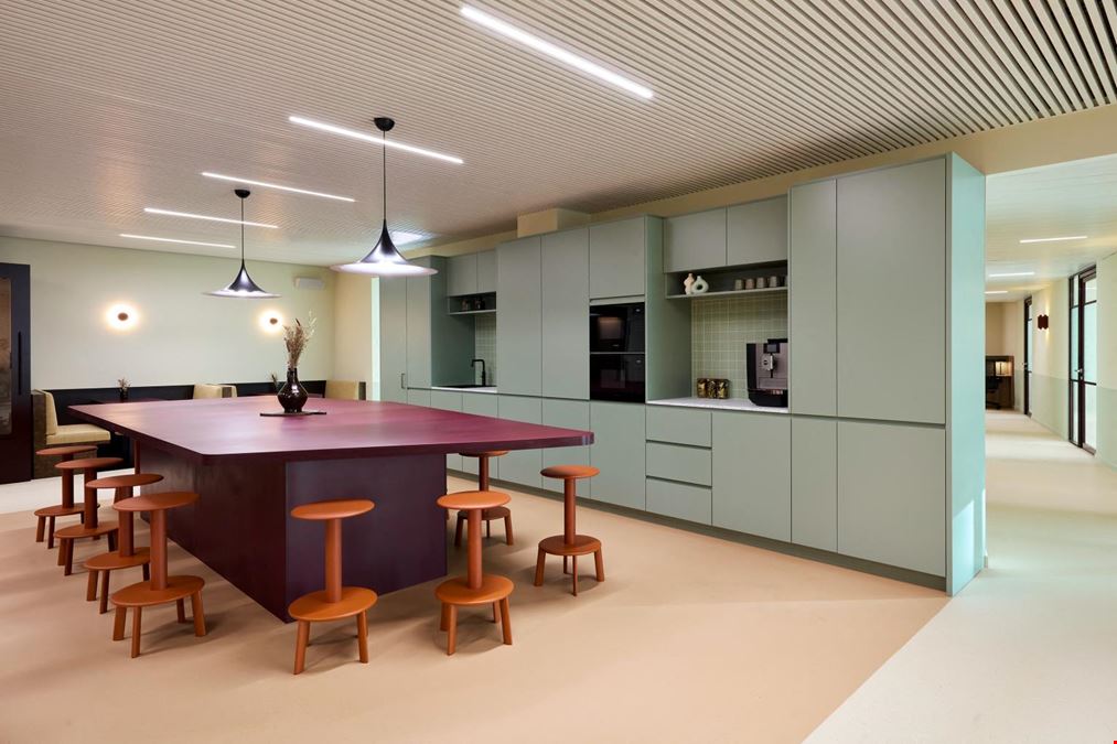 Clockwise Offices - Clockwise - Louise