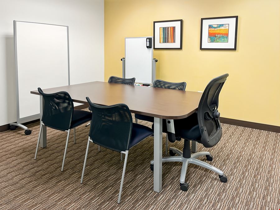 MN, Edina - Grandview Square