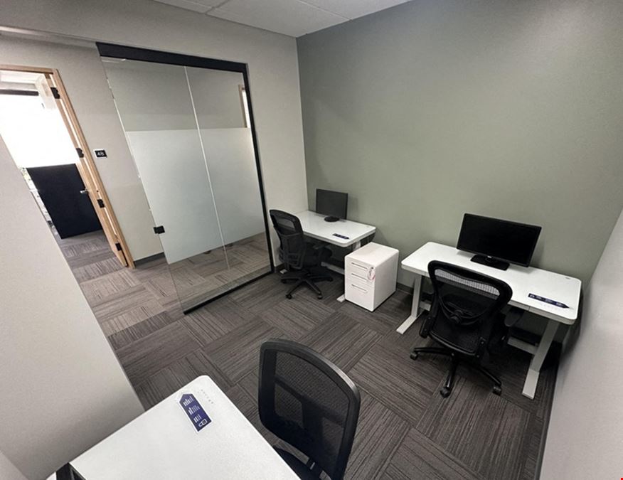 Private Office For 3