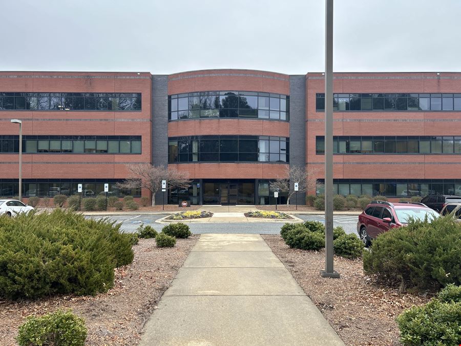 NC, Greensboro - Green Valley Office Park