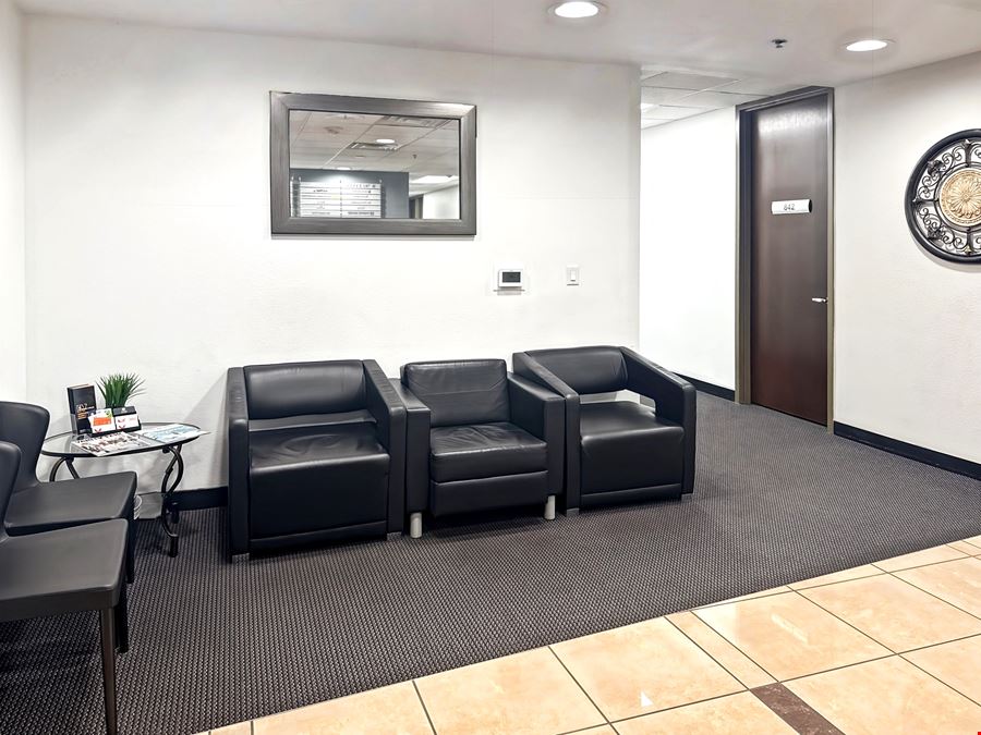 Regus - Las Vegas - Sahara