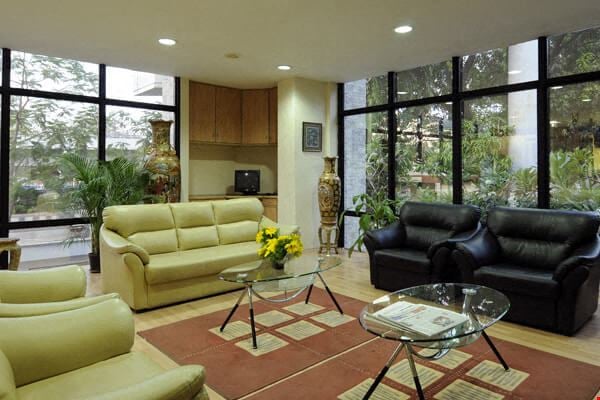 DBS Business Centers - S P Road