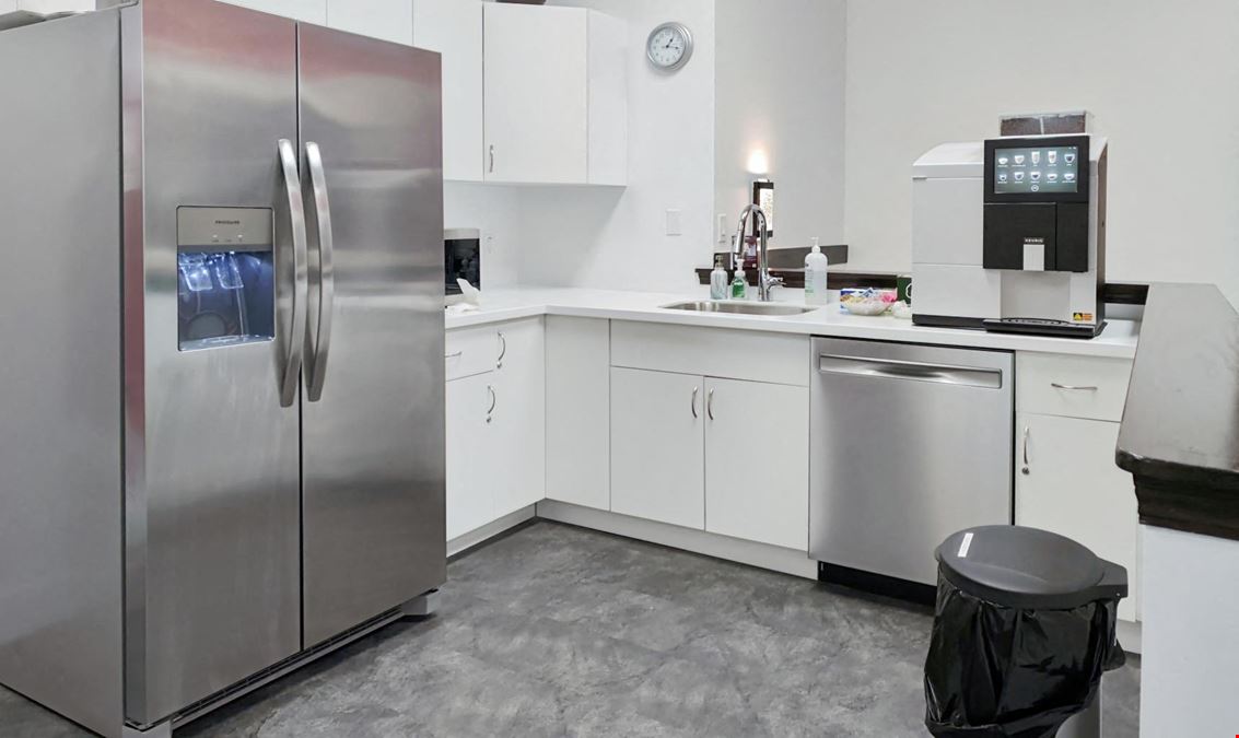 AB, Medicine Hat - 640 3rd St SE