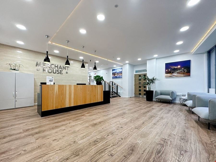 Regus - Cloth Market