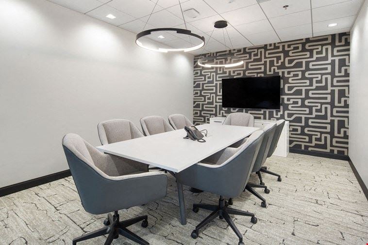 8 Person Meeting Room