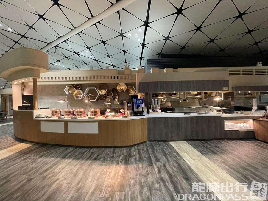 Hong Kong Airlines Lounge (Club Autus) Hong Kong International Airport Transfer Concourse