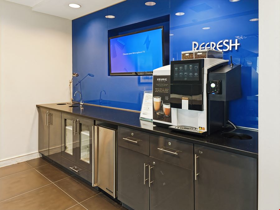 ON, Scarborough – 10 Milner Business Court