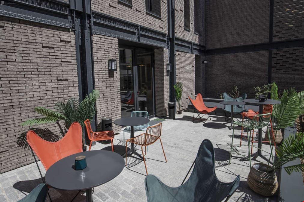 Work And Share - Saint-Ouen
