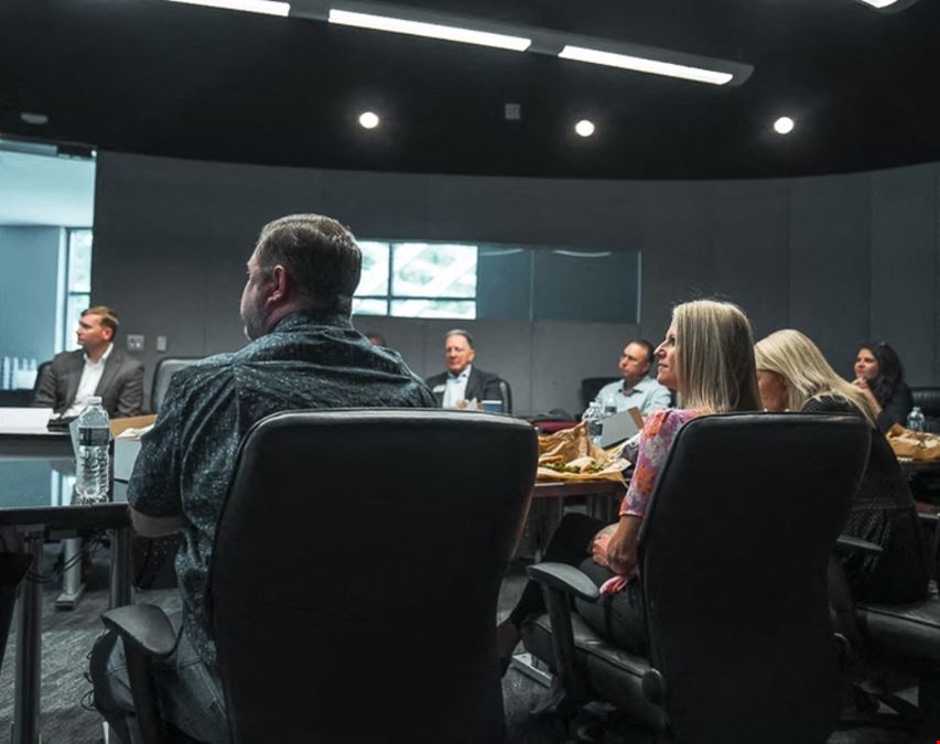 Universe Meeting Room for 15