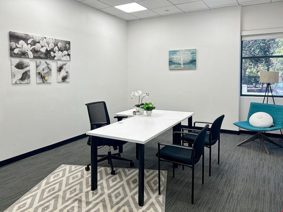 CA, Danville - Railroad Ave