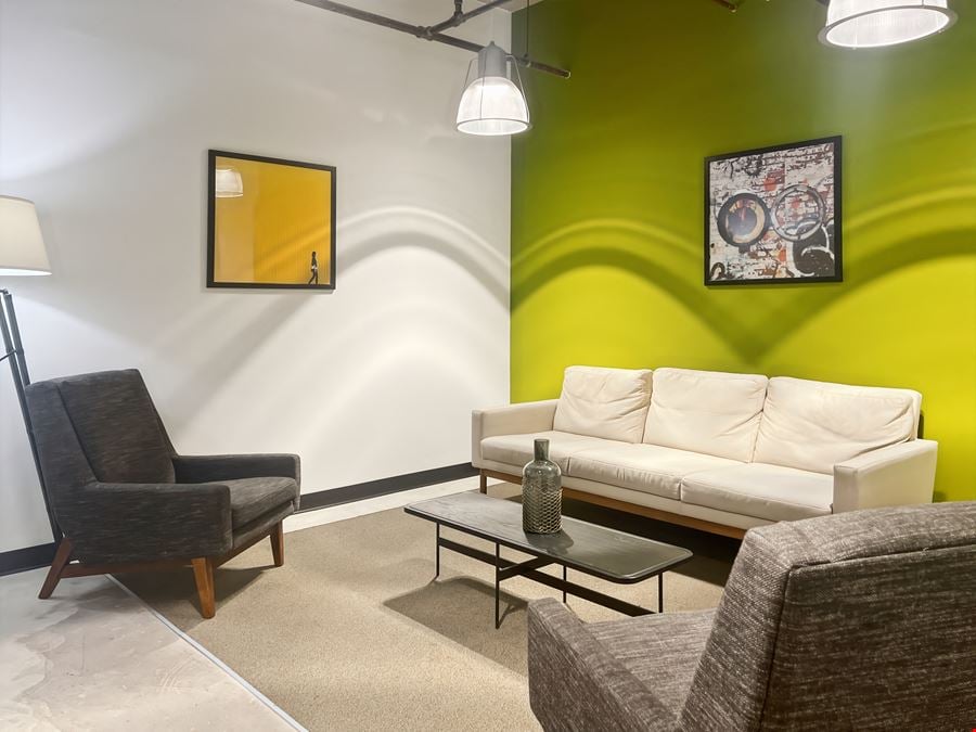 Regus - Aventura - Turnberry Plaza