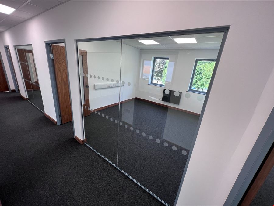 Storage Giant - Stoke-on-Trent