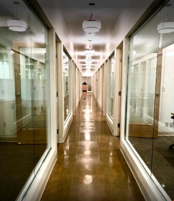 W Suites @ 1001 Wilshire