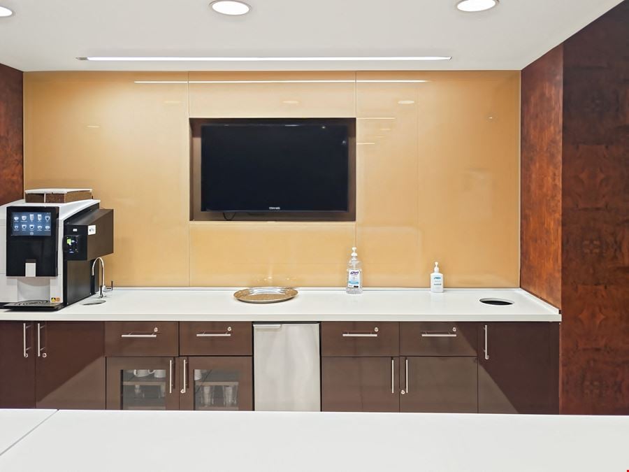 Regus - Palm Beach Gardens – Financial District